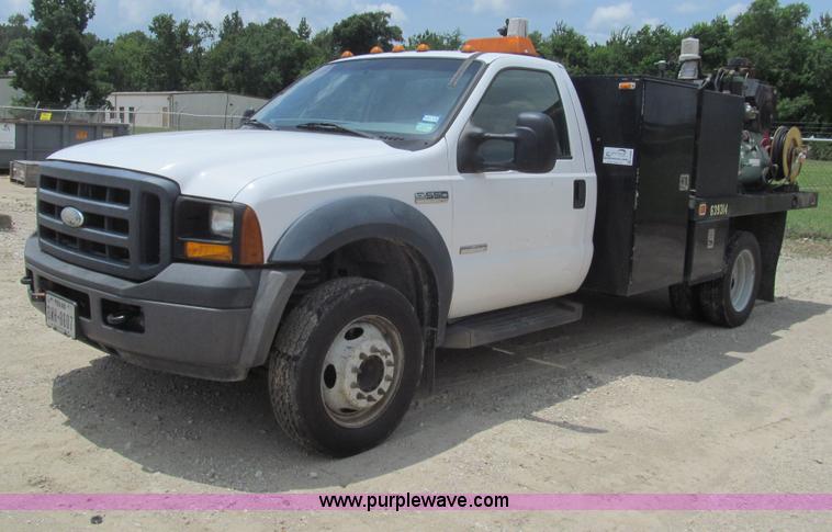 image for item H8886 2006 Ford F550 Super Duty XL service truck