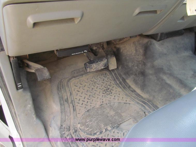 image for item H8886 2006 Ford F550 Super Duty XL service truck