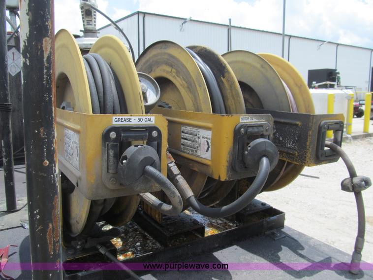 image for item H8886 2006 Ford F550 Super Duty XL service truck