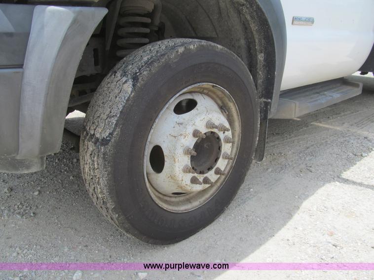 image for item H8886 2006 Ford F550 Super Duty XL service truck