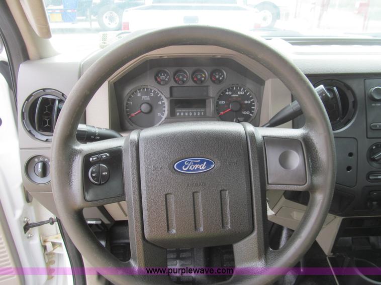 image for item H8888 2009 Ford F550 Super Duty XL service truck
