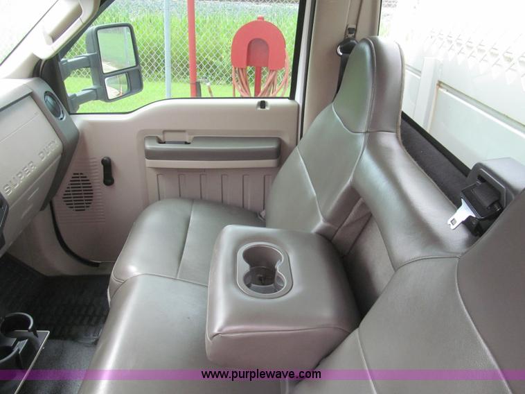 image for item H8888 2009 Ford F550 Super Duty XL service truck