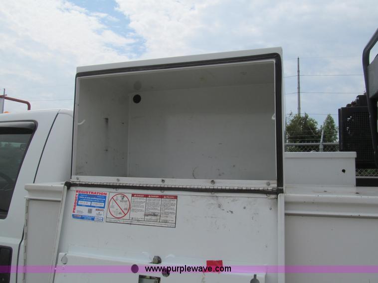 image for item H8888 2009 Ford F550 Super Duty XL service truck