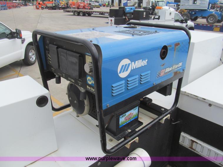 image for item H8888 2009 Ford F550 Super Duty XL service truck