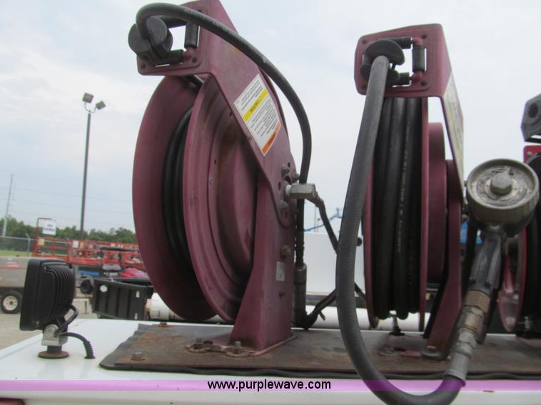 image for item H8888 2009 Ford F550 Super Duty XL service truck