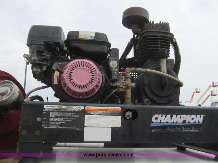 image for item H8888 2009 Ford F550 Super Duty XL service truck