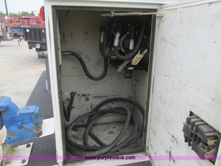 image for item H8888 2009 Ford F550 Super Duty XL service truck