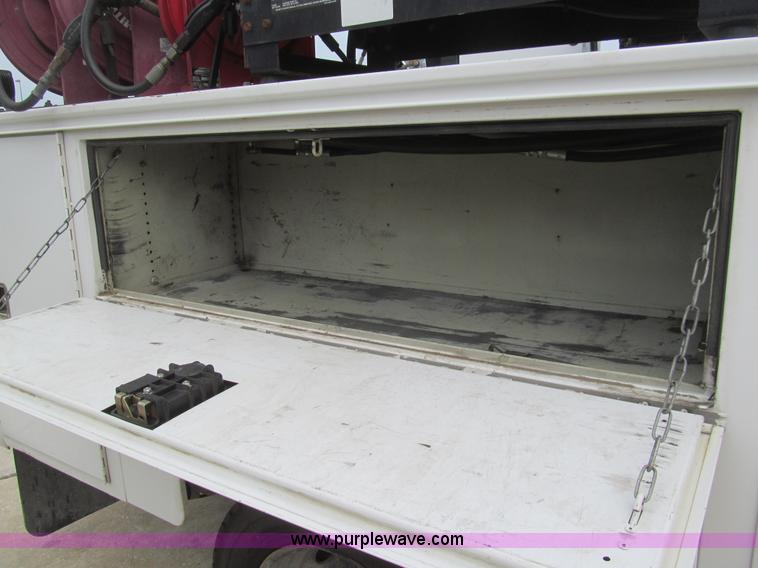 image for item H8888 2009 Ford F550 Super Duty XL service truck