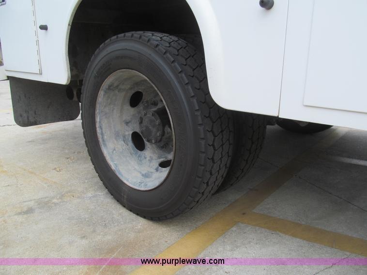 image for item H8888 2009 Ford F550 Super Duty XL service truck