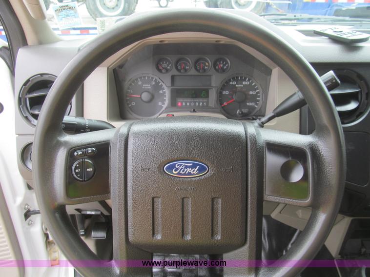 image for item H8890 2008 Ford F450 Super Duty XL service truck