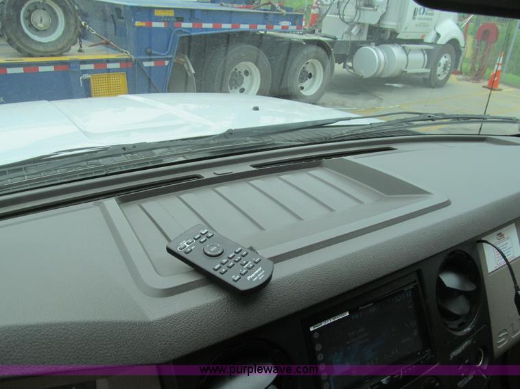image for item H8890 2008 Ford F450 Super Duty XL service truck
