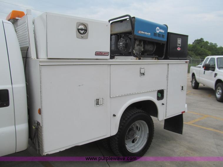 image for item H8890 2008 Ford F450 Super Duty XL service truck