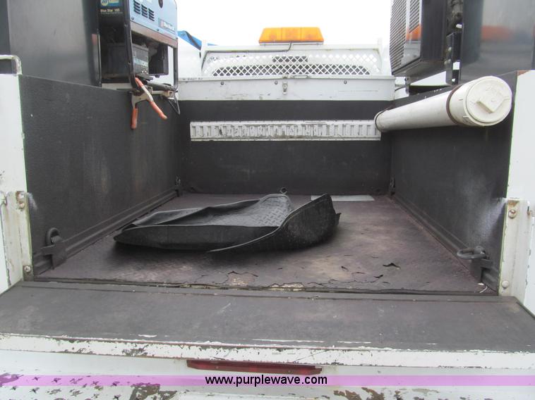 image for item H8890 2008 Ford F450 Super Duty XL service truck