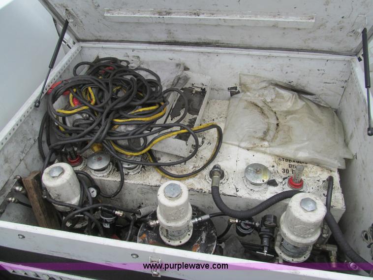 image for item H8890 2008 Ford F450 Super Duty XL service truck