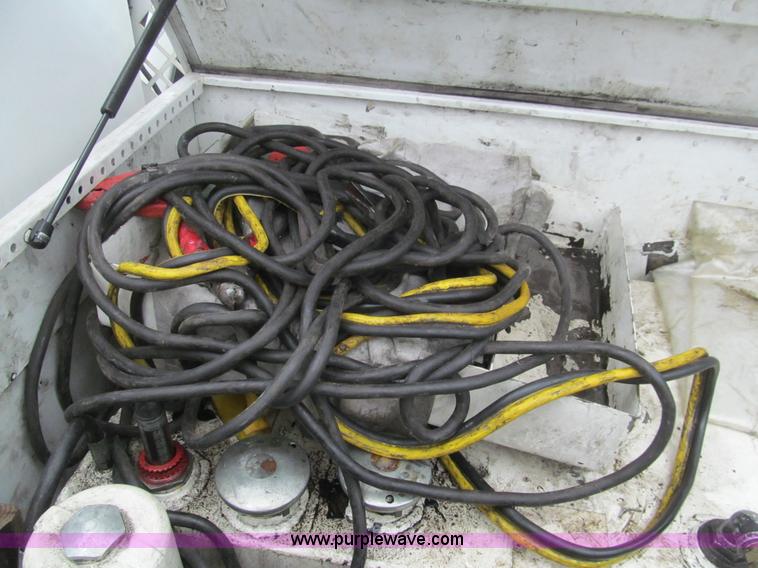 image for item H8890 2008 Ford F450 Super Duty XL service truck