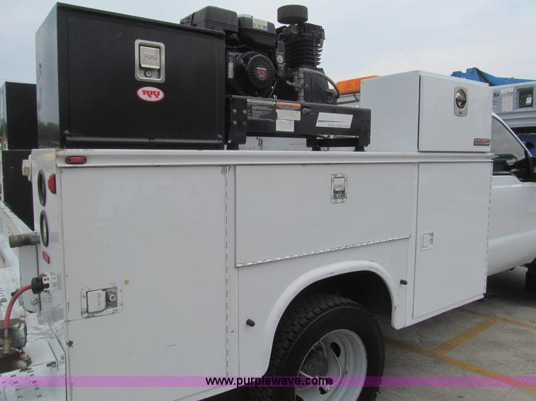 image for item H8890 2008 Ford F450 Super Duty XL service truck