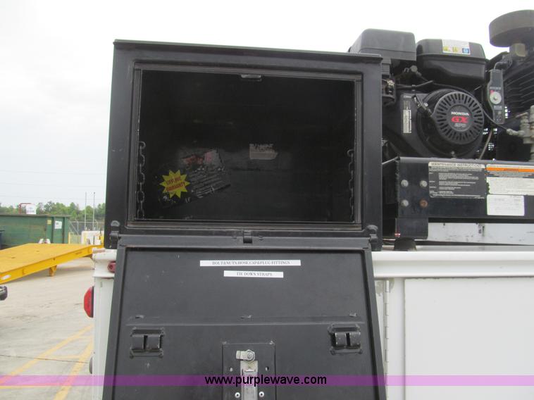 image for item H8890 2008 Ford F450 Super Duty XL service truck