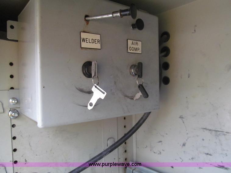 image for item H8890 2008 Ford F450 Super Duty XL service truck