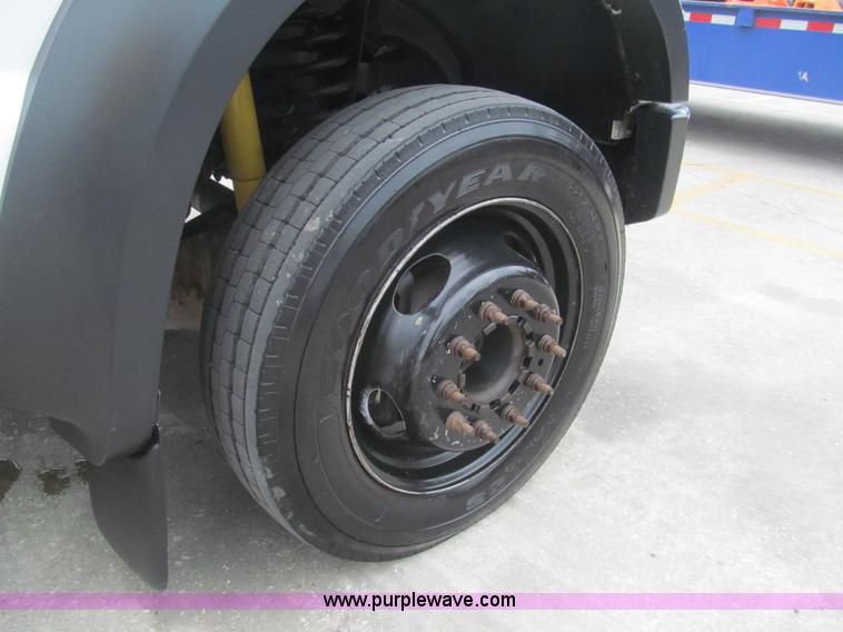 image for item H8890 2008 Ford F450 Super Duty XL service truck