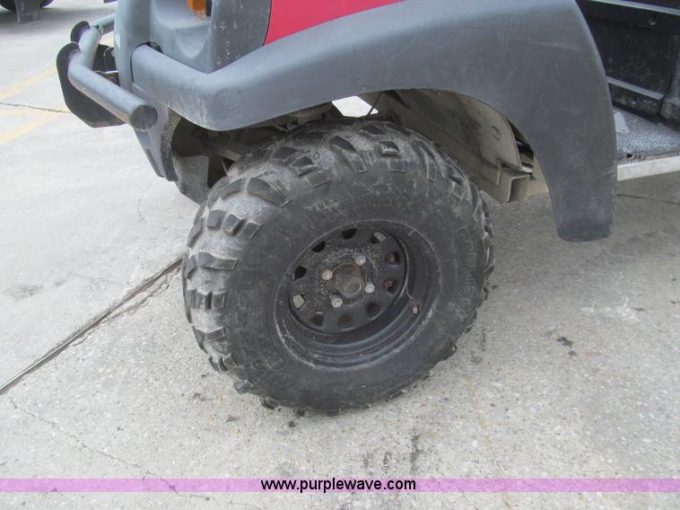 image for item H8891 2008 Club Car XRT Intellitrak utility vehicle