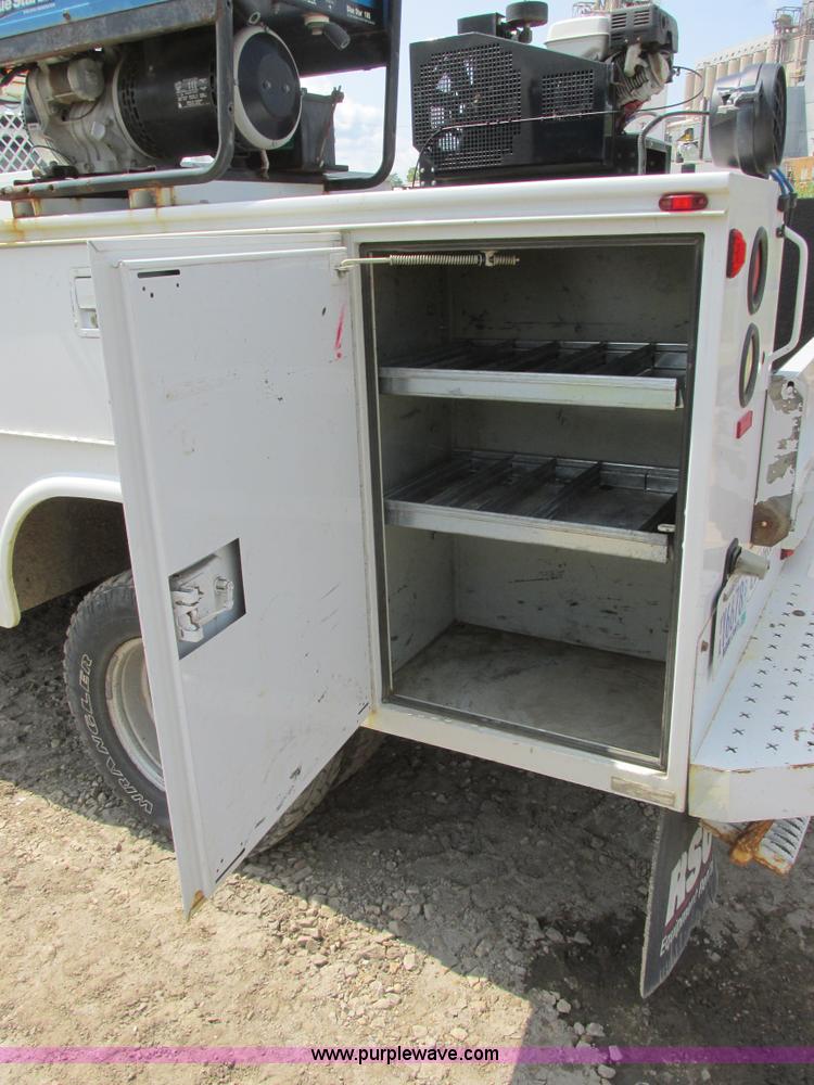 image for item I6200 2008 Ford F350 Super Duty XL service truck