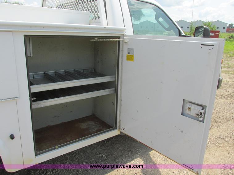 image for item I6200 2008 Ford F350 Super Duty XL service truck