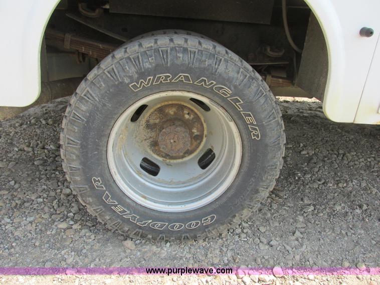 image for item I6200 2008 Ford F350 Super Duty XL service truck