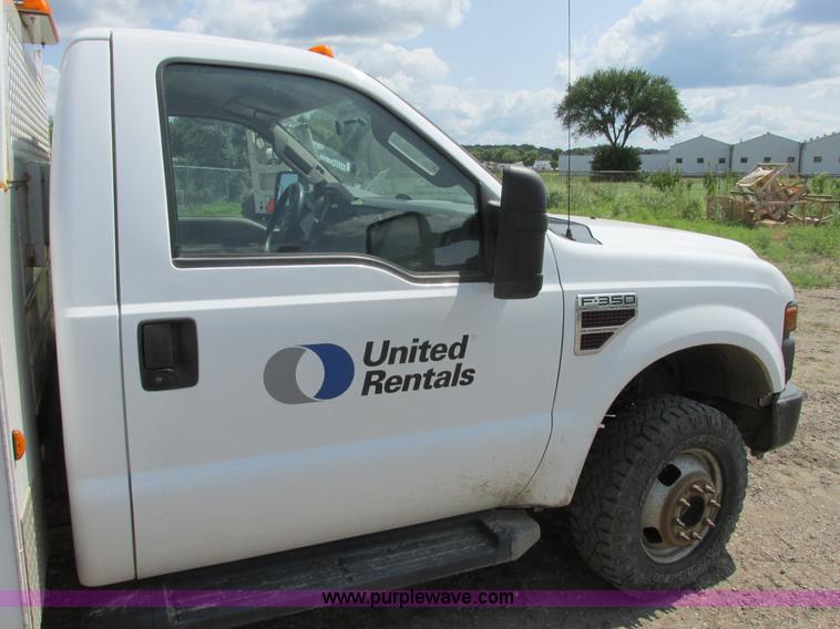 image for item I6200 2008 Ford F350 Super Duty XL service truck