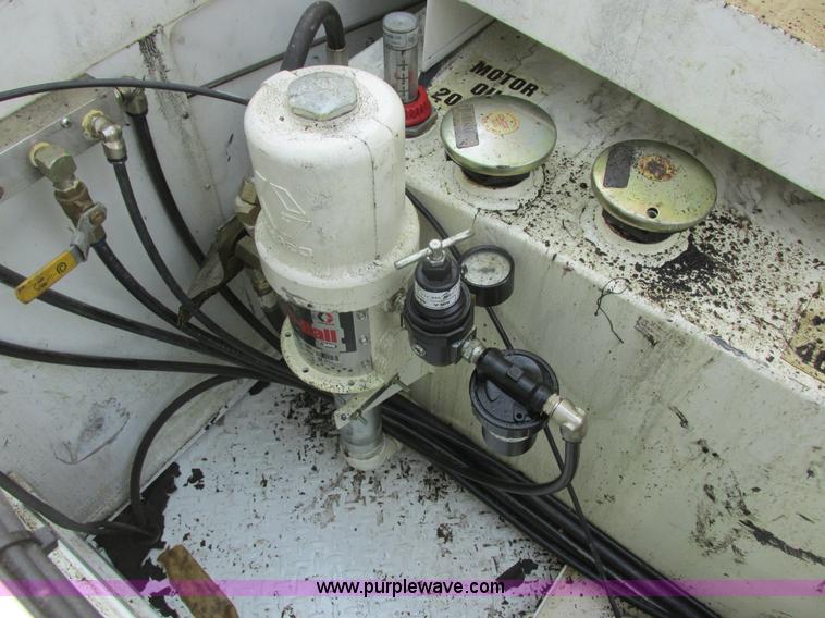 image for item I6200 2008 Ford F350 Super Duty XL service truck