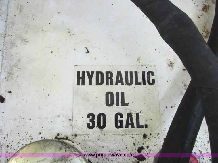 image for item I6200 2008 Ford F350 Super Duty XL service truck