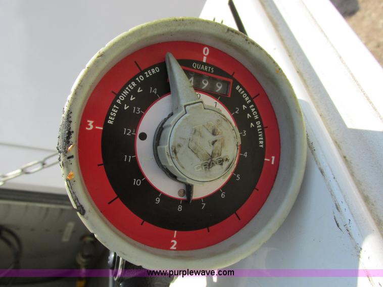 image for item I6200 2008 Ford F350 Super Duty XL service truck