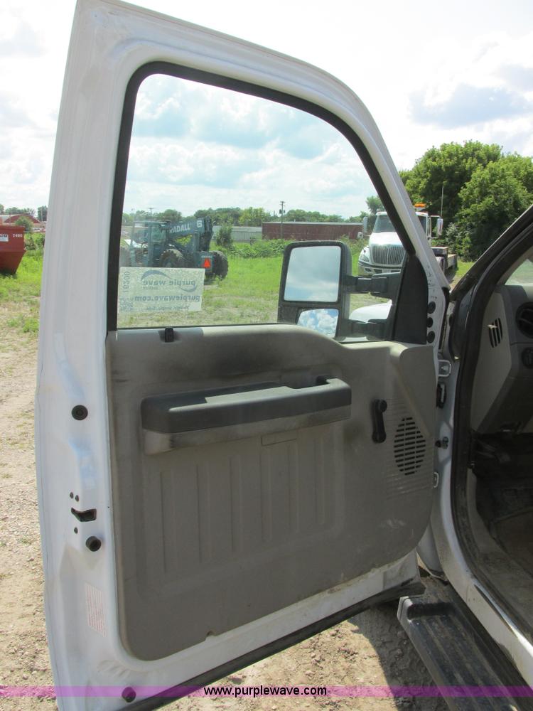 image for item I6200 2008 Ford F350 Super Duty XL service truck