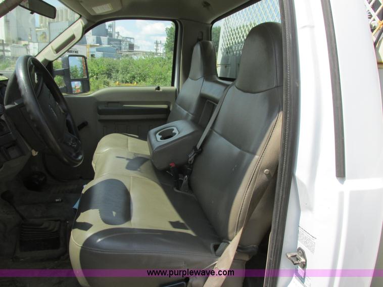 image for item I6200 2008 Ford F350 Super Duty XL service truck
