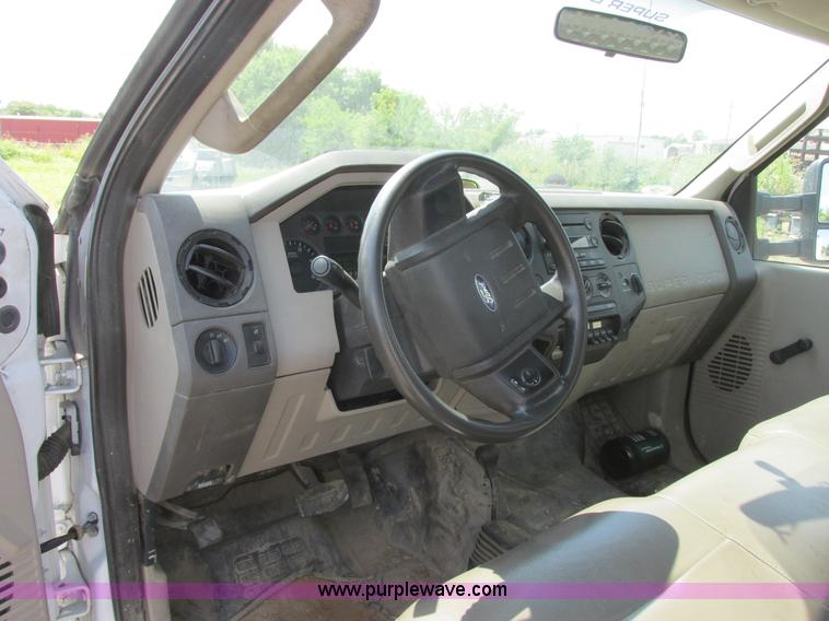 image for item I6200 2008 Ford F350 Super Duty XL service truck