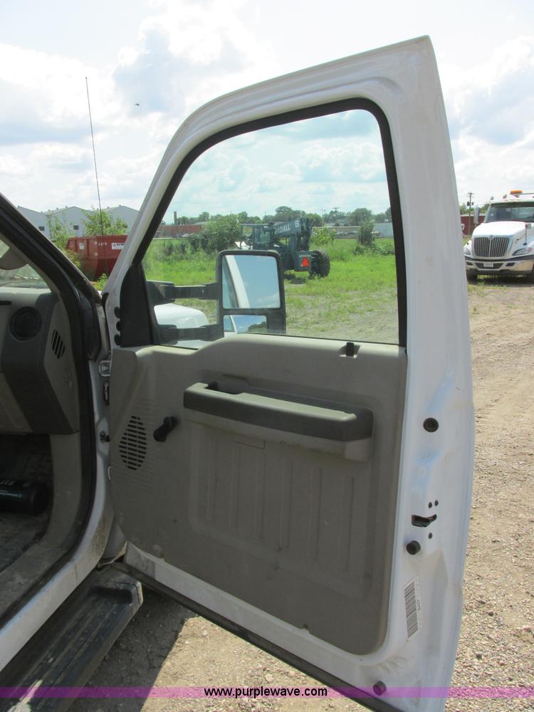 image for item I6200 2008 Ford F350 Super Duty XL service truck
