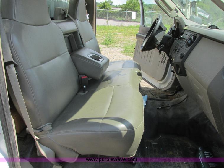 image for item I6200 2008 Ford F350 Super Duty XL service truck