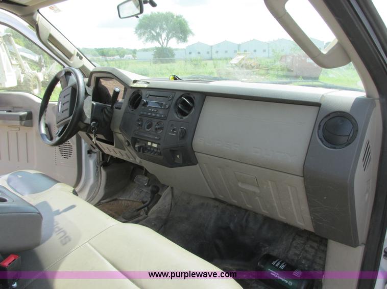 image for item I6200 2008 Ford F350 Super Duty XL service truck