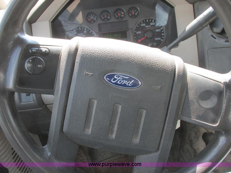 image for item I6200 2008 Ford F350 Super Duty XL service truck