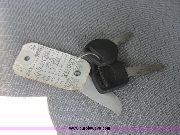 image for item I6200 2008 Ford F350 Super Duty XL service truck