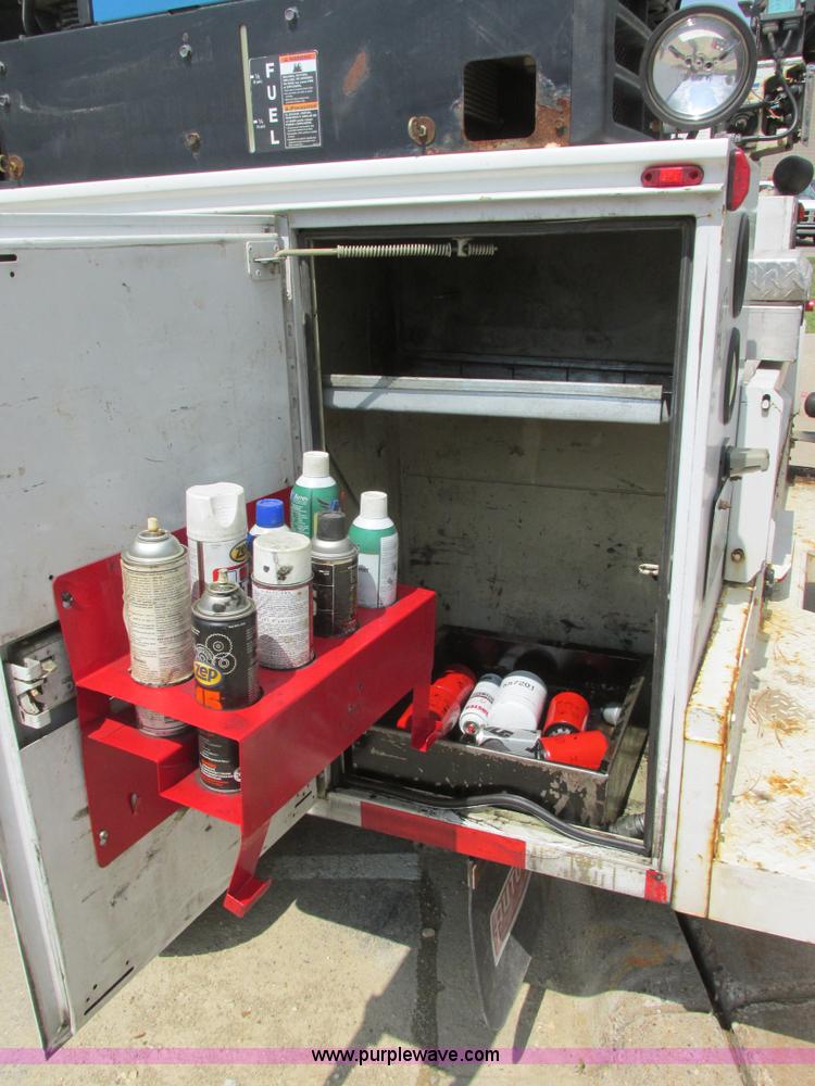 image for item I6201 2006 Chevrolet Kodiak 5500 service truck with crane