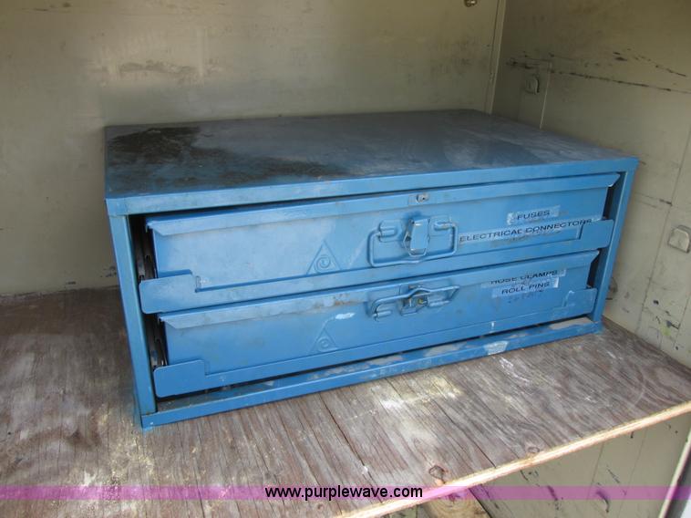 image for item I6201 2006 Chevrolet Kodiak 5500 service truck with crane