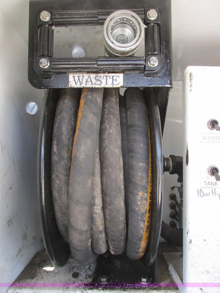 image for item I6201 2006 Chevrolet Kodiak 5500 service truck with crane