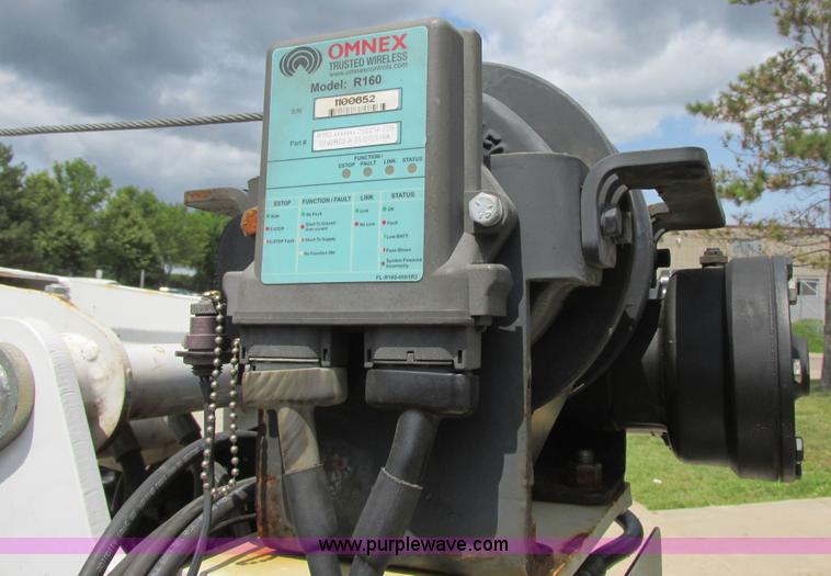 image for item I6201 2006 Chevrolet Kodiak 5500 service truck with crane