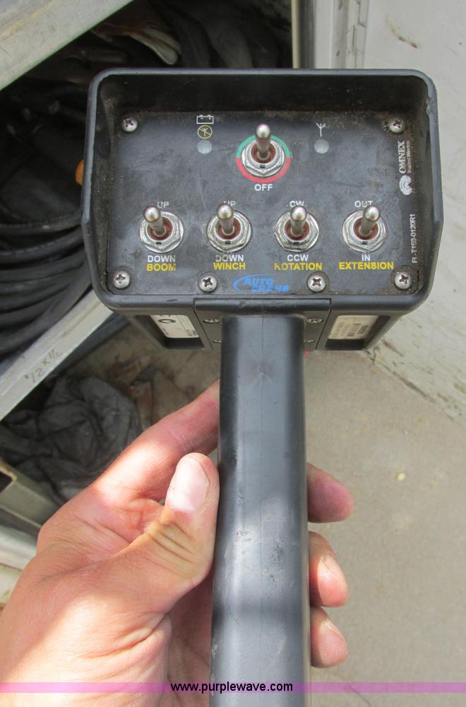 image for item I6201 2006 Chevrolet Kodiak 5500 service truck with crane