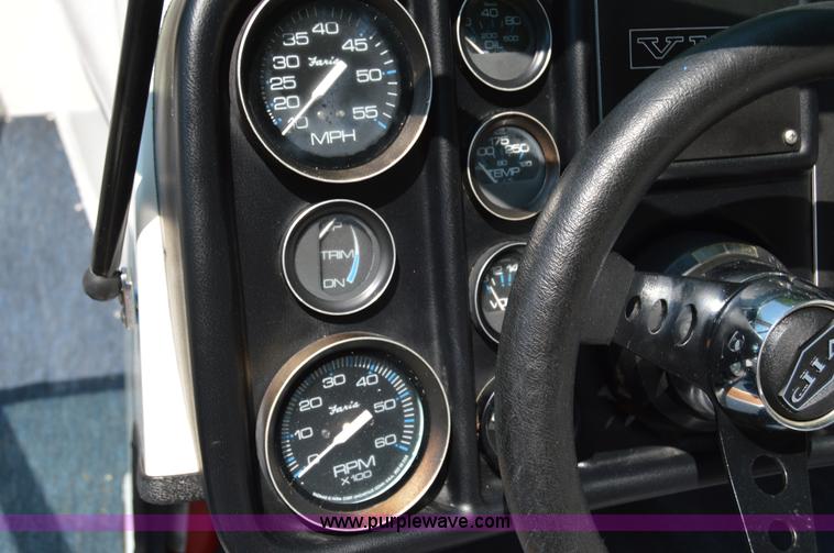 image for item AC9385 1987 VIP speed boat
