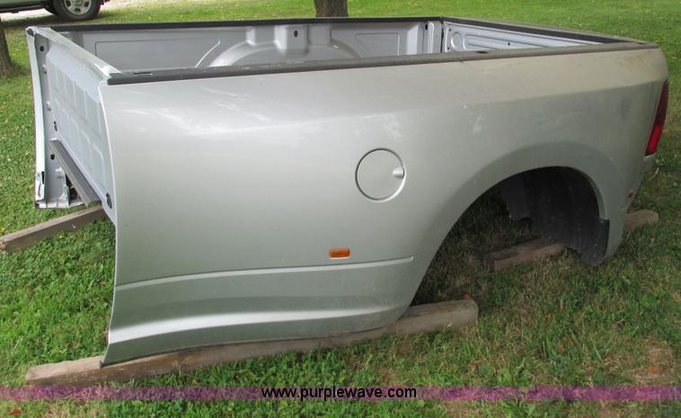 image for item AC9822 2011 Dodge Ram 3500 pickup truck