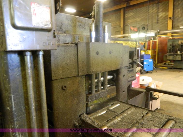 image for item AL9815 HyD-Mech Industrial H12 horizontal band saw