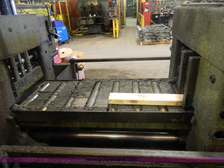 image for item AL9815 HyD-Mech Industrial H12 horizontal band saw