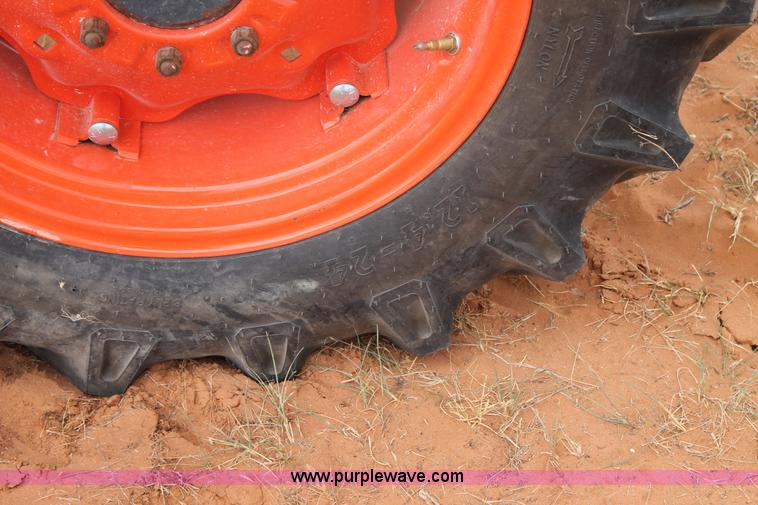 image for item AO9668 Kubota M9540 MFWD tractor