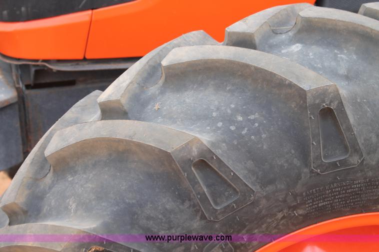 image for item AO9668 Kubota M9540 MFWD tractor